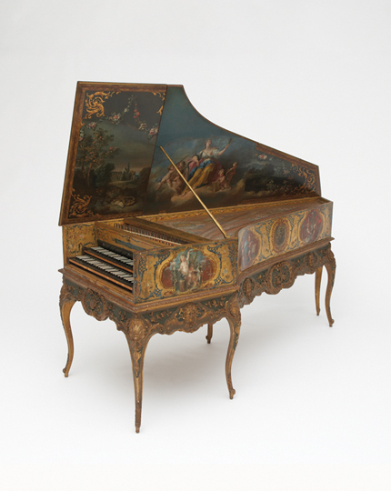 Celebrity harpsichord? | Last Look | Yale Alumni Magazine